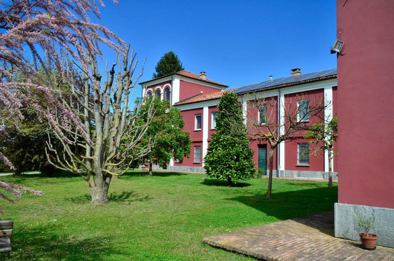 Agriturismo Tenuta Polledro Asti Exterior foto